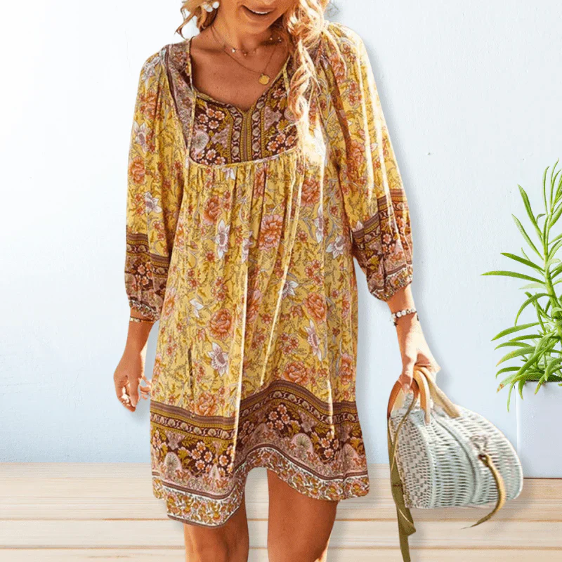 Achita – Fließendes Minikleid mit Boho-Blumenprint - Image 2
