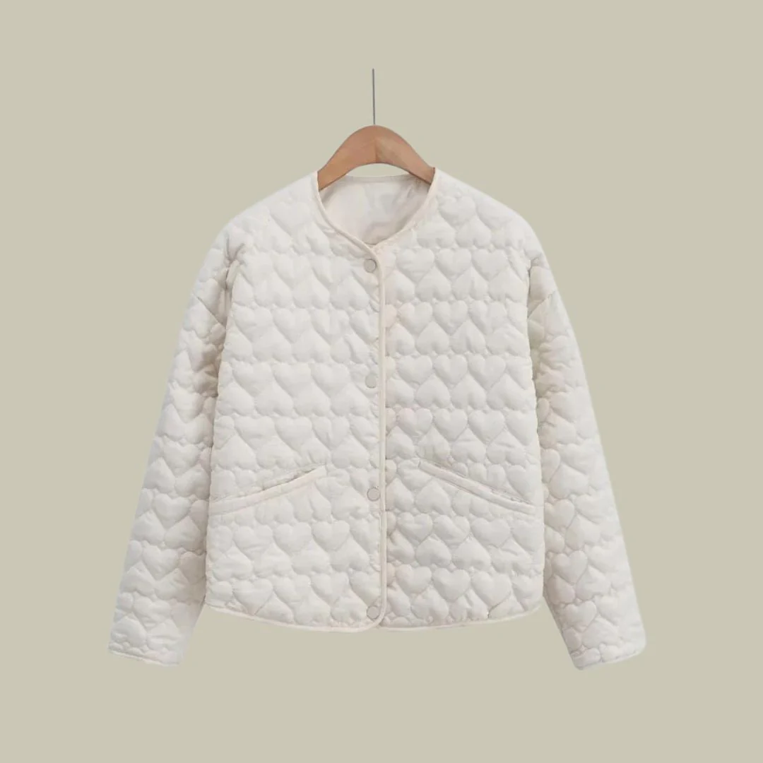 Alba – Elegante Damen Steppjacke mit herzförmiger Struktur - Image 4