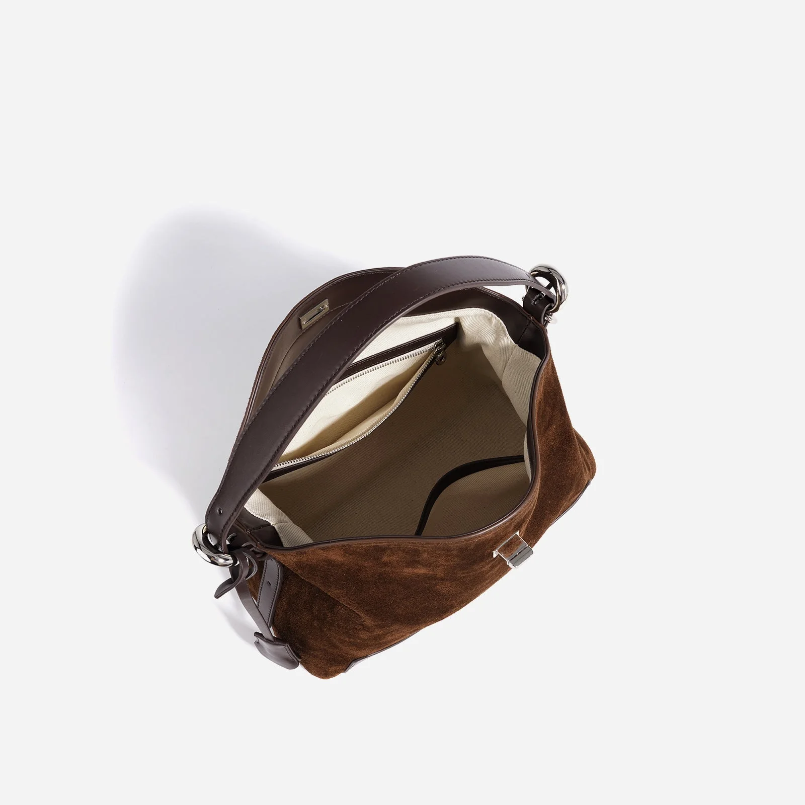 ALEXIS - Image 4