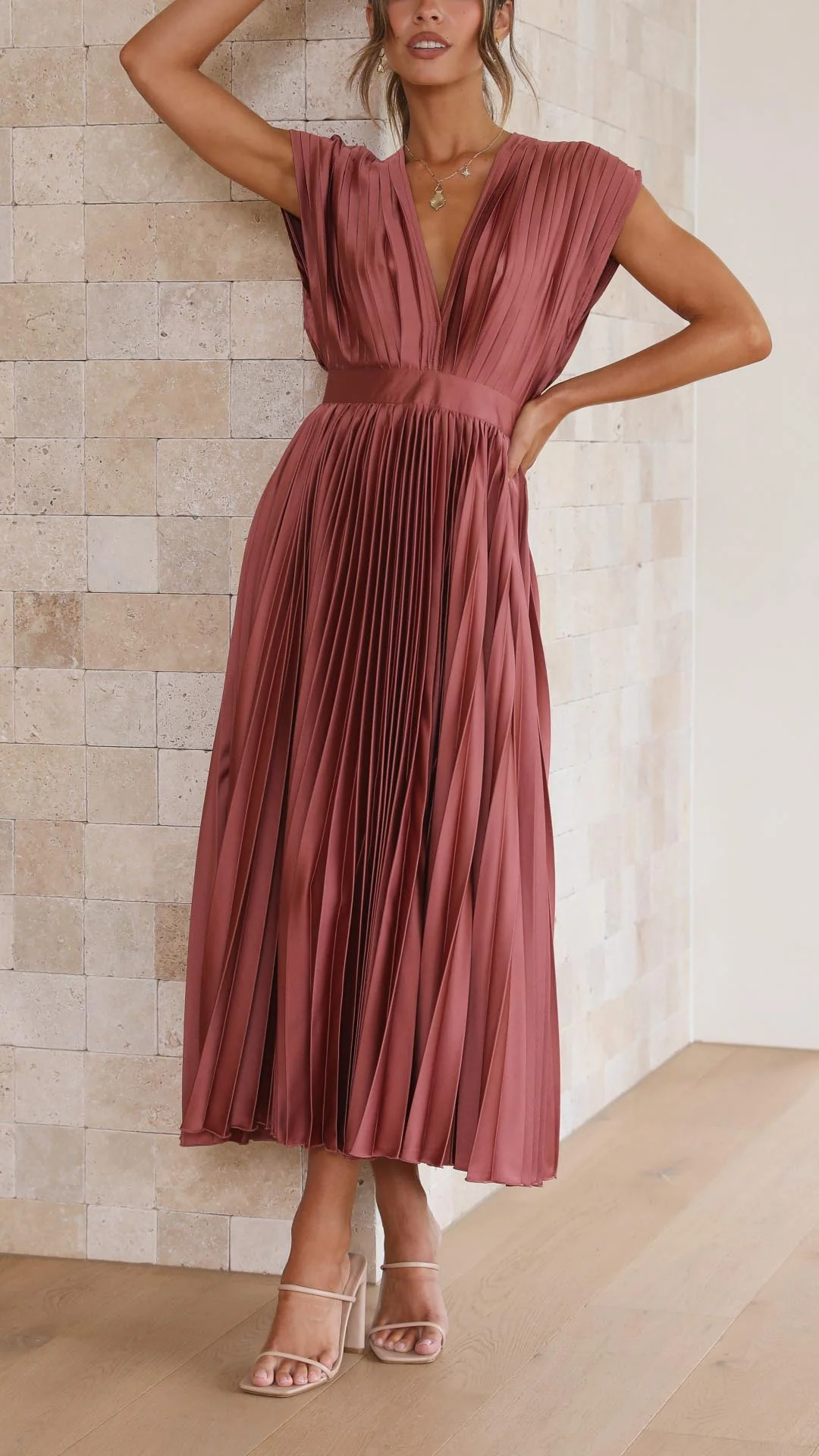 Alexis - Elegantes Faltenkleid - Image 3