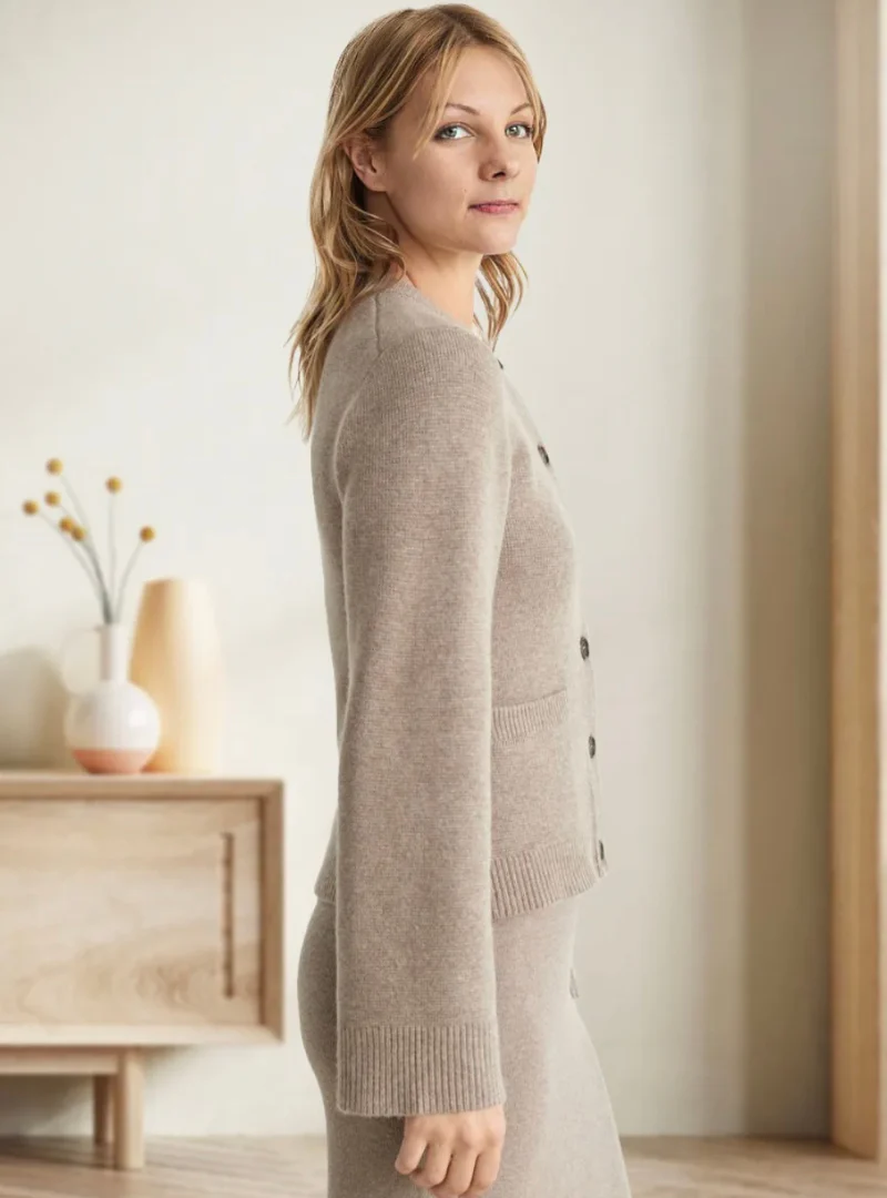 Alice Weiche Strickjacke mit Knöpfen und Muster - Image 5
