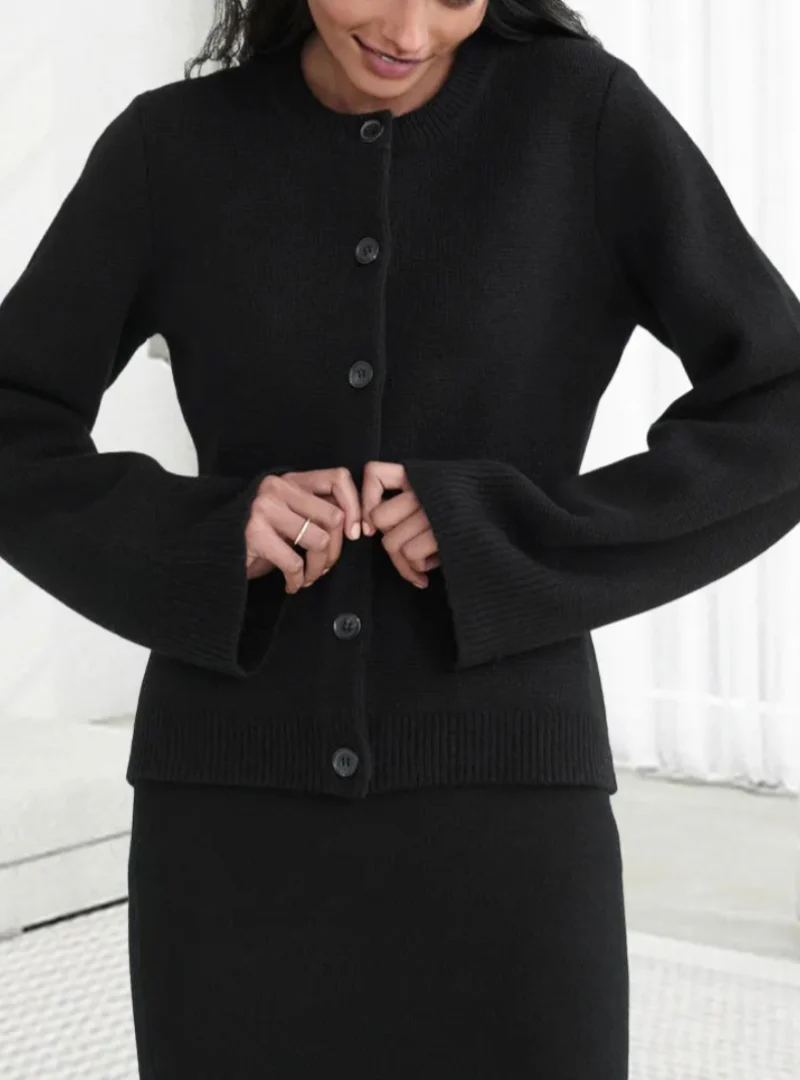 Alice Weiche Strickjacke mit Knöpfen und Muster - Image 7