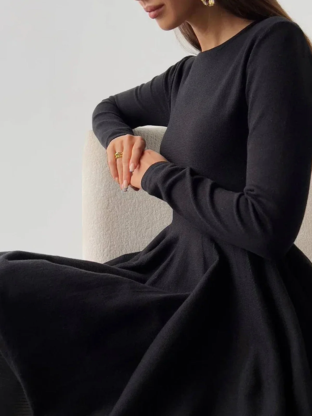 Alina | Elegantes Damen Skaterkleid in Crème mit Langarm - Image 6