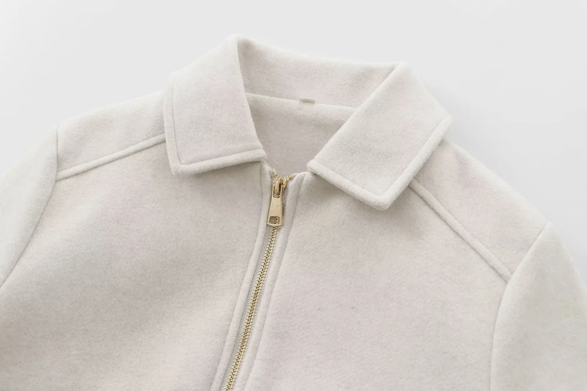 Alina | Kurzjacke Mit Reißverschluss - Image 7