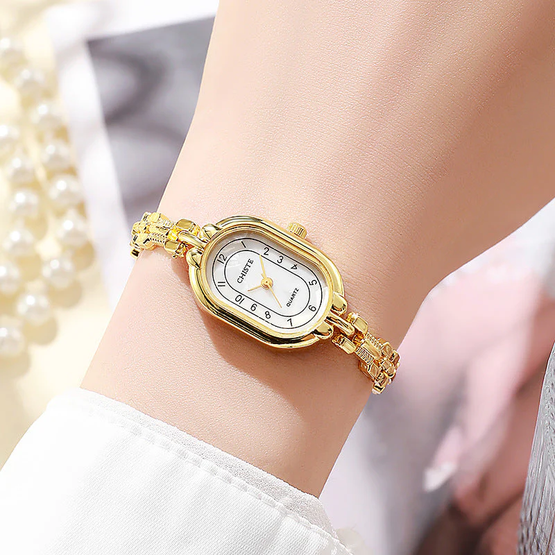 Alira Gold Moment Watch - Image 2