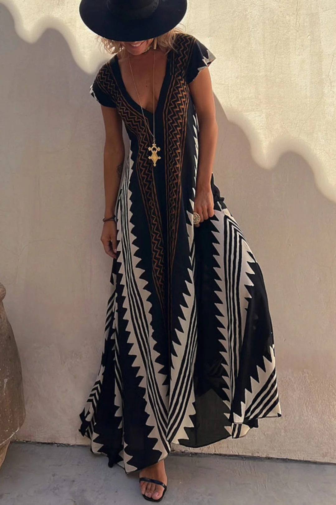 Alya™ – Damen Kleid mit Lebhaften Aztekenmustern für Sommerkomfort - Image 2