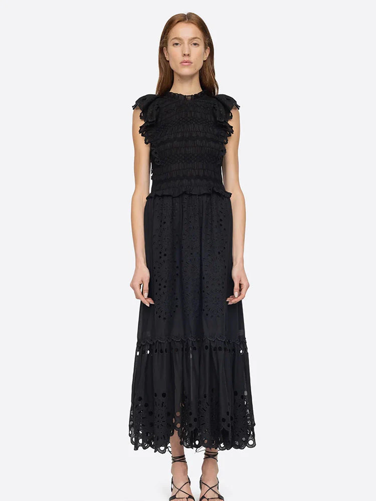 Amalia- Damen Maxikleid mit raffiniertem Spitzenbesatz - Image 4