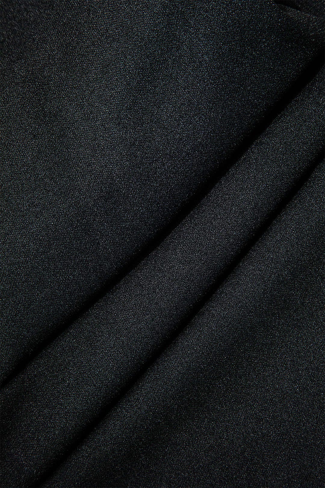 Amara | Elegantes Schwarzes Minikleid mit Goldgürtel – Zeitlose Raffinesse für stilvolle Auftritte - Image 3