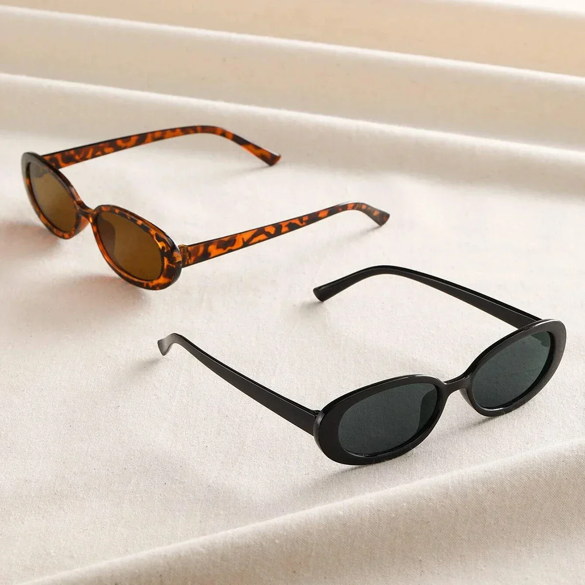 AMARA VINTAGE SUNGLASSES - Image 2