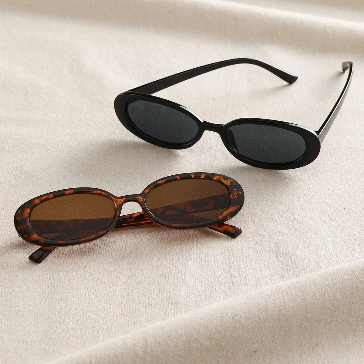 AMARA VINTAGE SUNGLASSES - Image 4