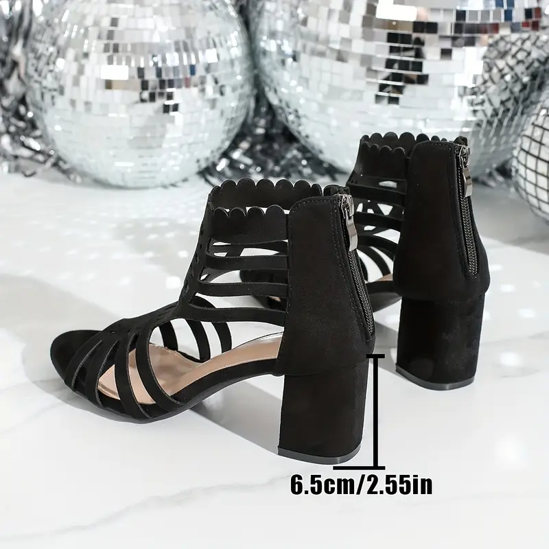 Ameiko – Elegante Sandalen mit Cut-out und Blockabsatz - Image 5