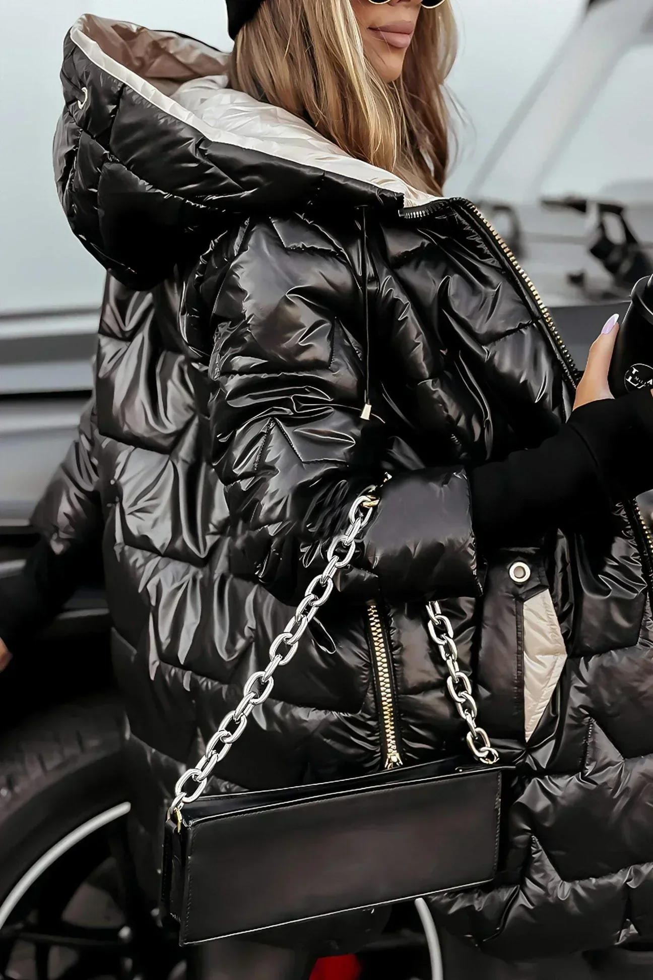 Amelia – Elegante Steppjacke mit Kapuze für Damen - Image 5
