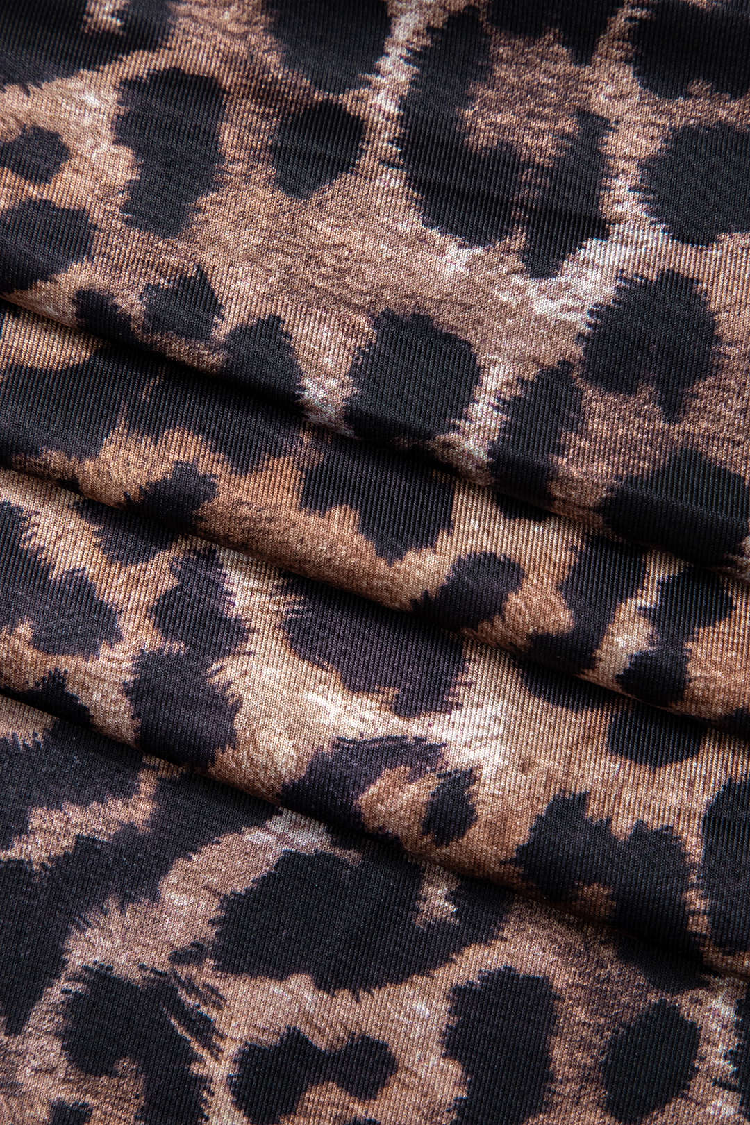 Amelie | Verführerisches Leopard-Maxikleid – Sinnlicher Look mit Beinschlitz - Image 3