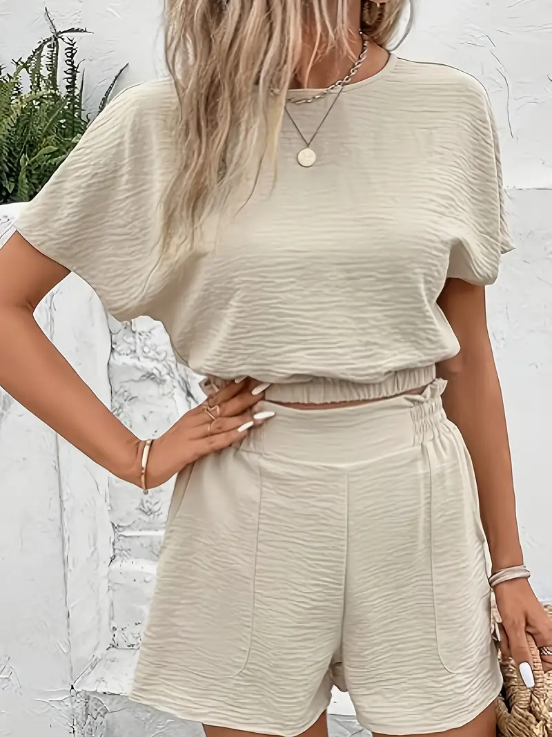 Aminna – Elegantes Top- und Shorts-Set - Image 2