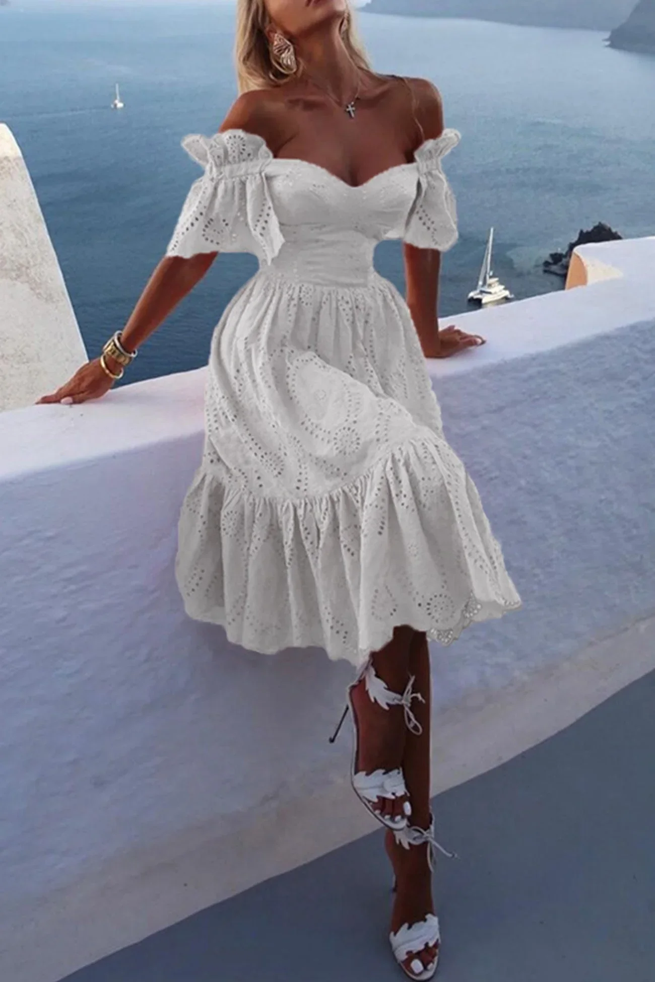 Amyra – Charmantes Off-Shoulder-Kleid aus Baumwolle - Image 2