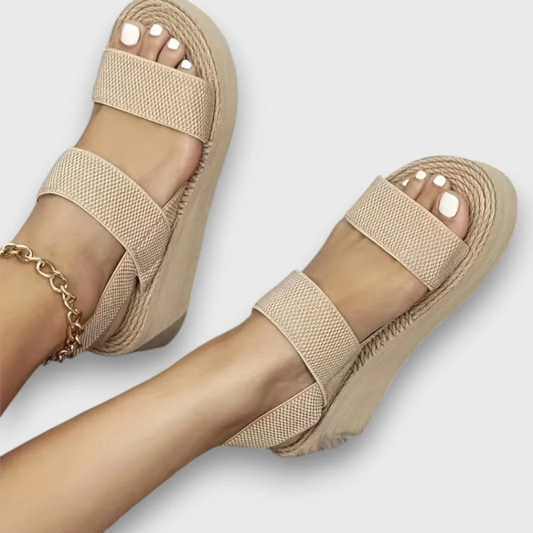 Aneira – Plateau-Sandalen mit schlichter Eleganz - Image 6