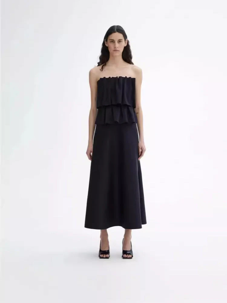 Angelina- Damen elegantes Maxikleid mit Rüschendetails und Schulterfreischnitt - Image 2