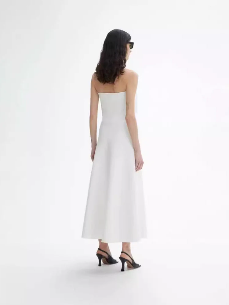 Angelina- Damen elegantes Maxikleid mit Rüschendetails und Schulterfreischnitt - Image 3