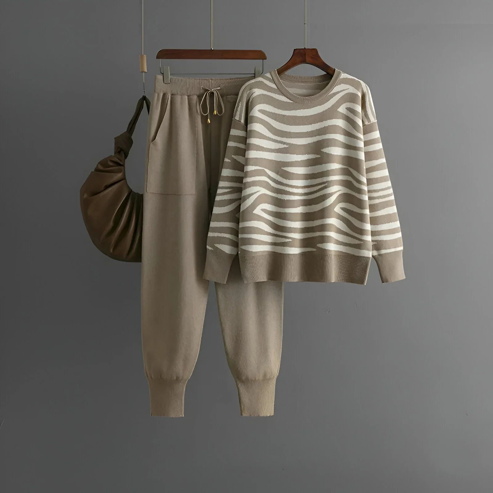 Antonia | Chic & Bequemes 2-Teiliges Set - Image 9