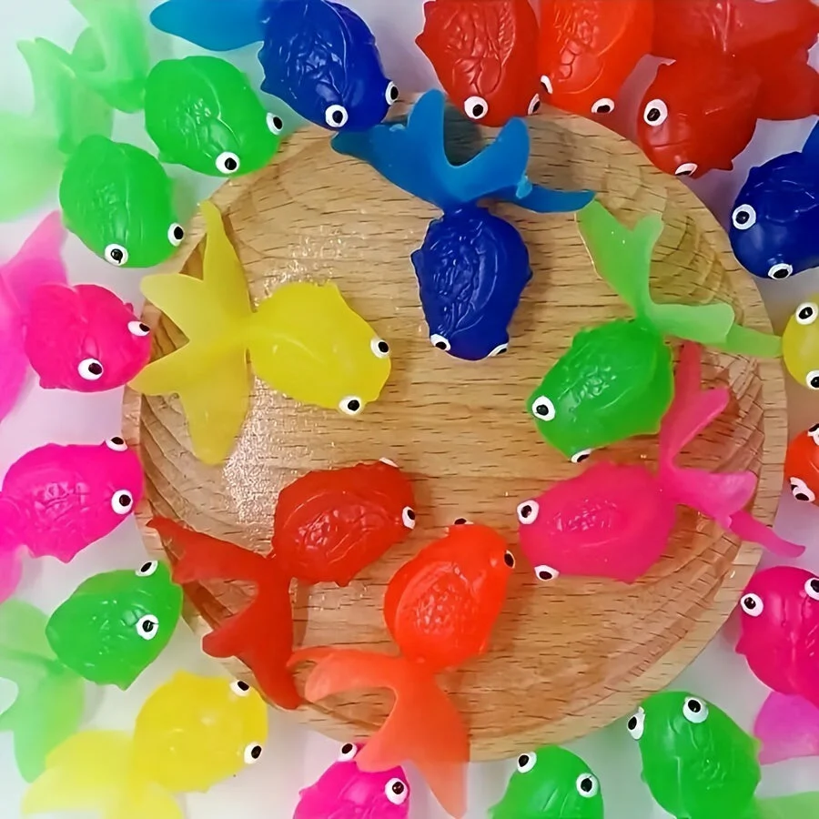 AquaFin | Schwimmende Gummifische als Badespielzeug-Set – 12er-Pack für Wasserspaß bei Kleinkindern - Image 4