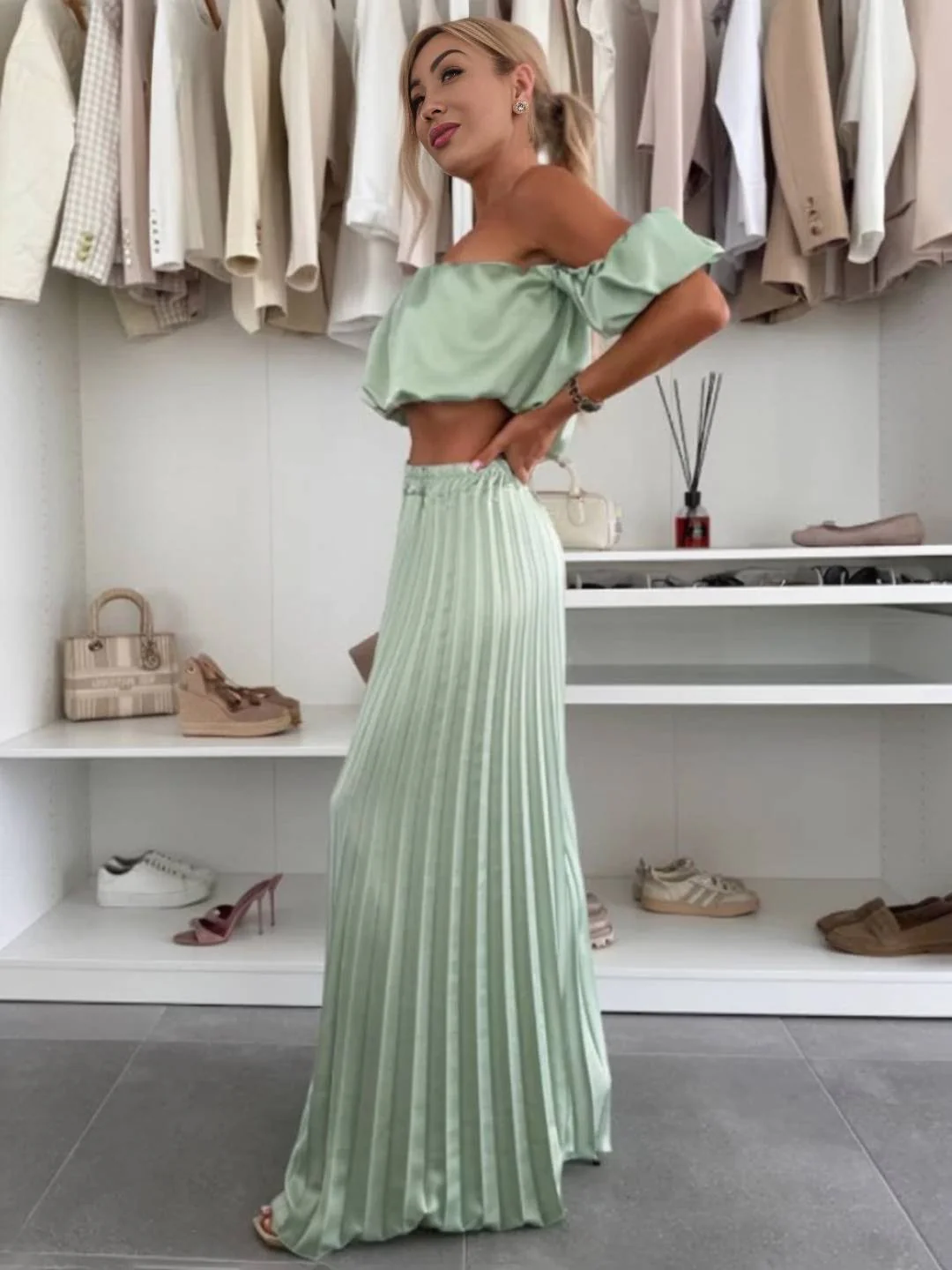 Araceli | Zweiteiliges Set mit Plisseehose und schulterfreiem Oberteil - Image 20