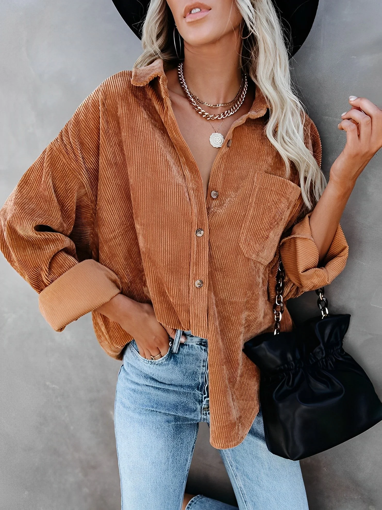Ariana – Lässige Damen Cordbluse mit Knopfleiste - Image 6