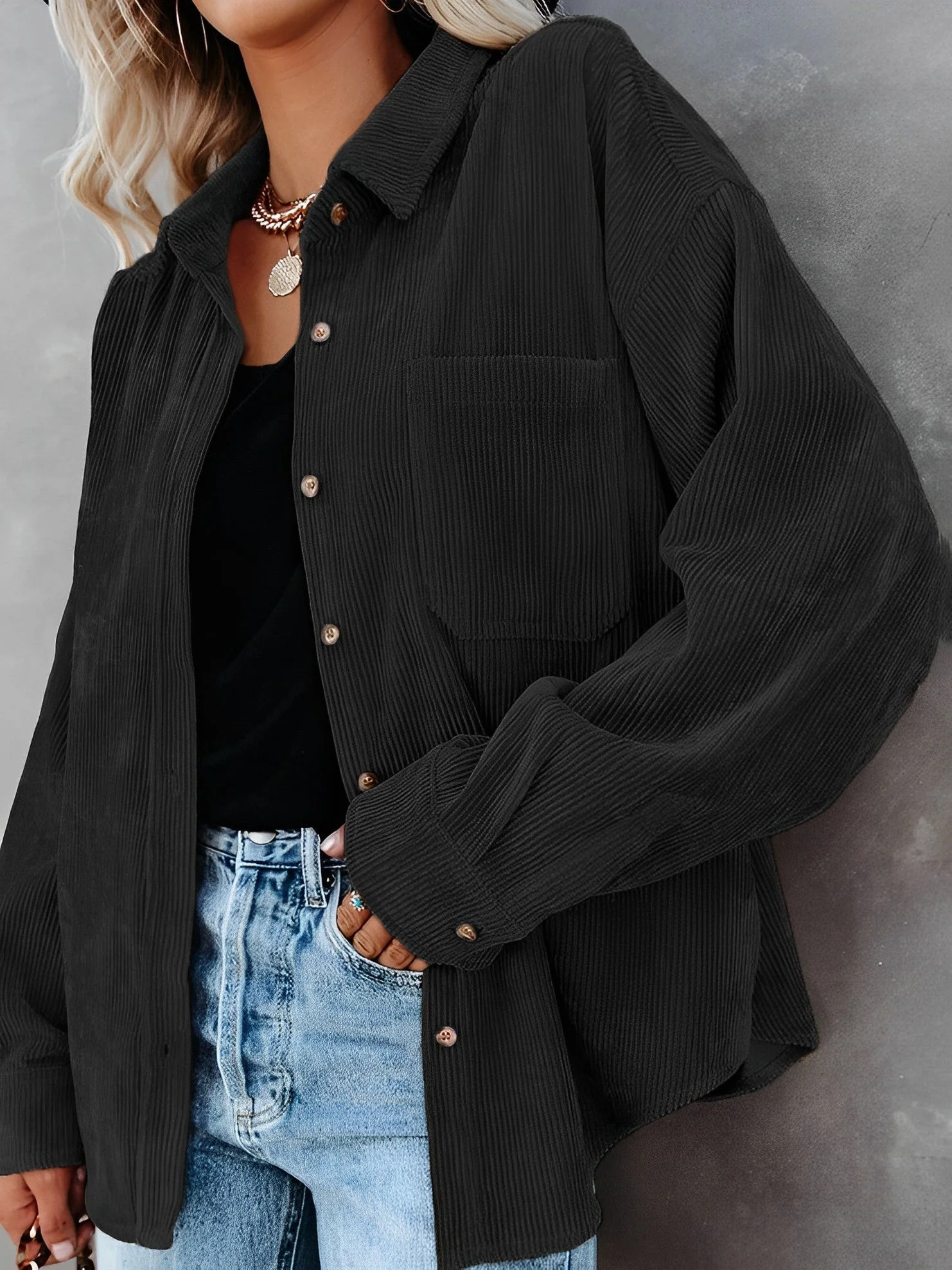 Ariana – Lässige Damen Cordbluse mit Knopfleiste - Image 7