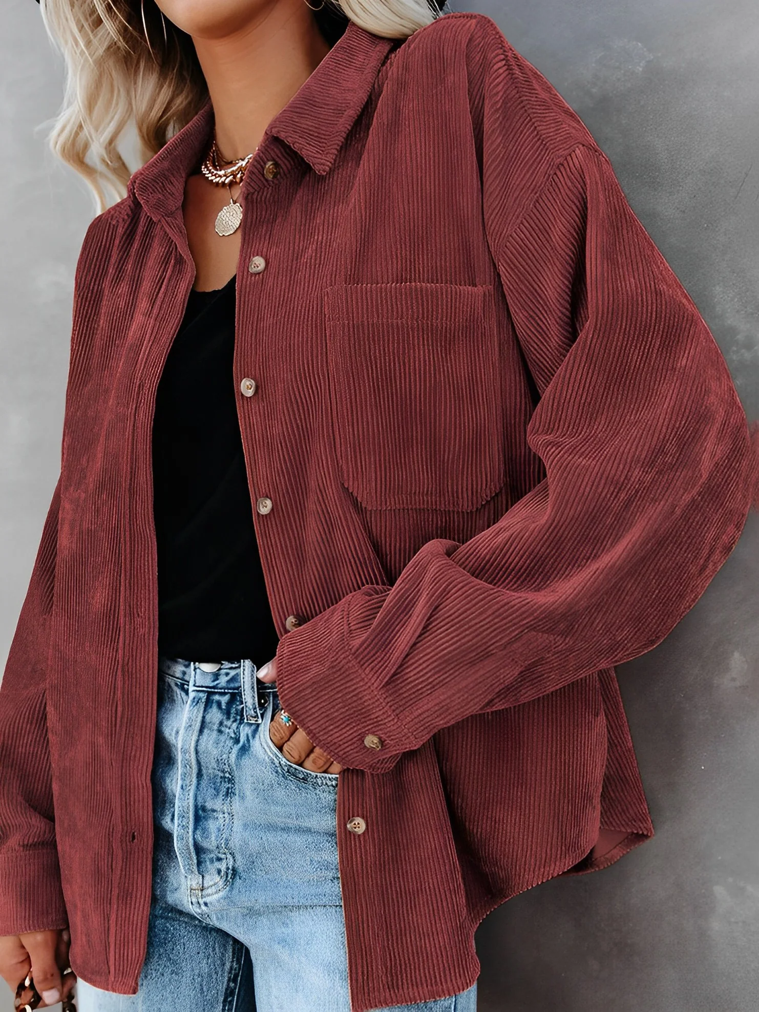 Ariana – Lässige Damen Cordbluse mit Knopfleiste - Image 9