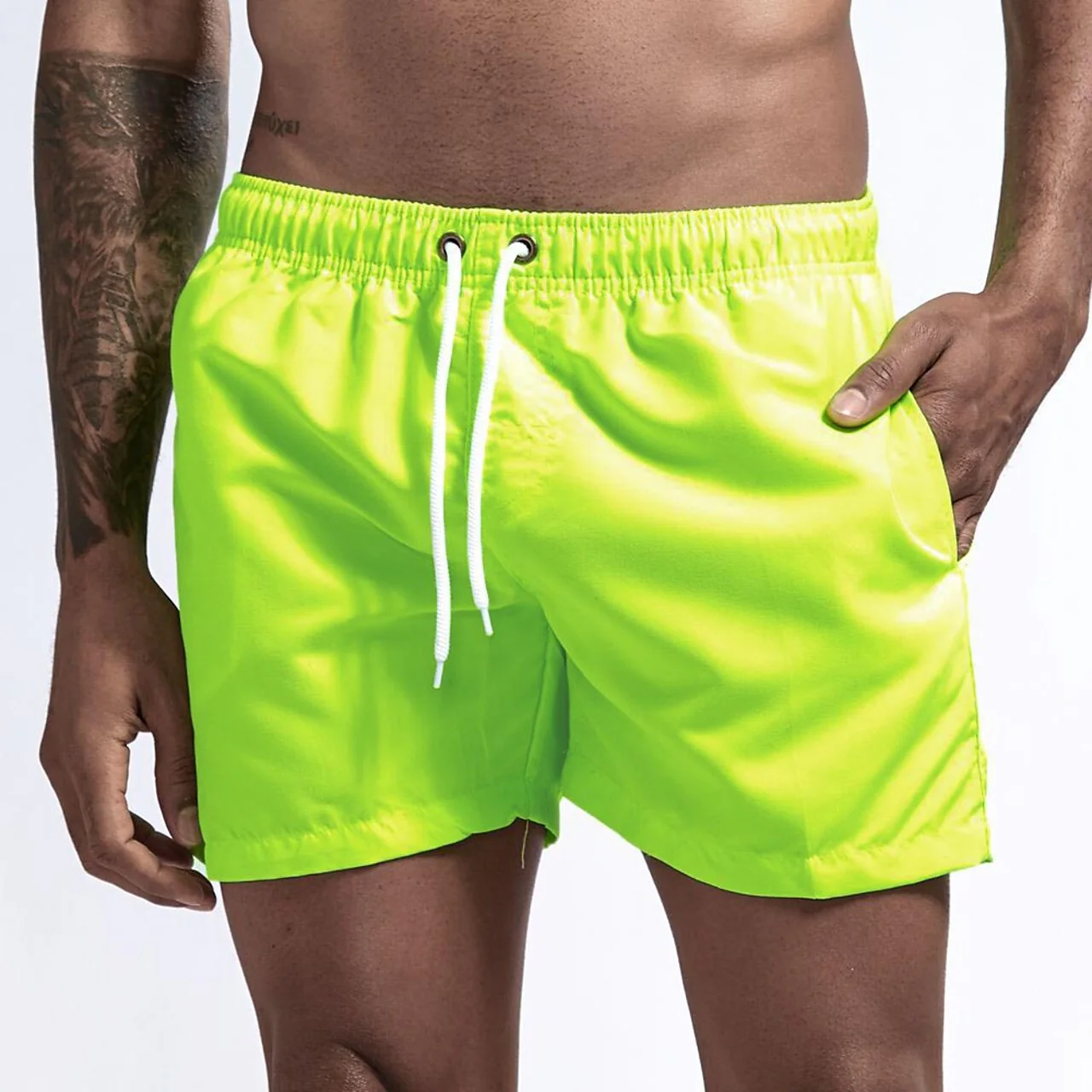 Atmungsaktive Herren-Badeshorts für den Sommer - Merlin - Image 12