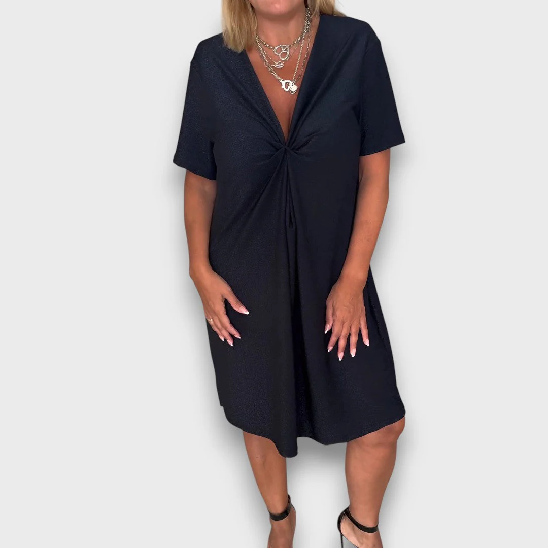 Aurela – Faltenkleid mit Twist-Detail - Image 3