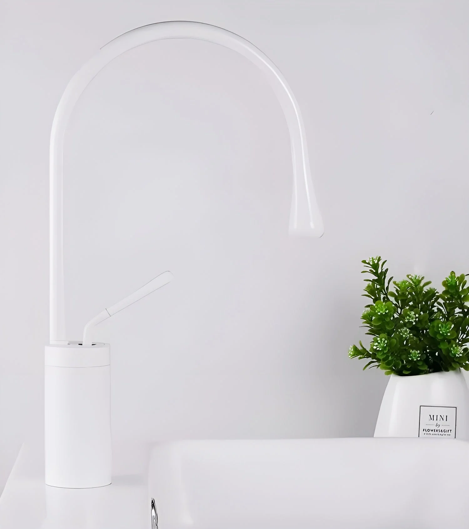Avelena | FlexFlow – Nahtlose 360° Wasserhahnbedienung für ein tropffreies Erlebnis - Image 12