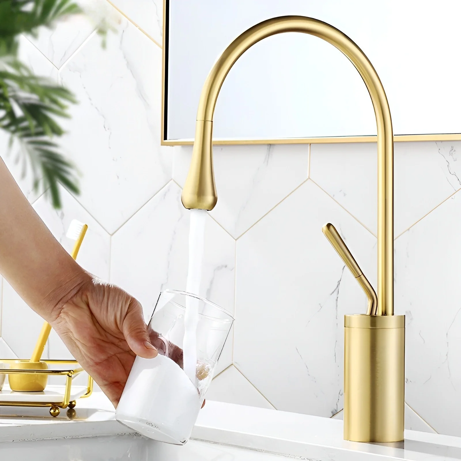 Avelena | FlexFlow – Nahtlose 360° Wasserhahnbedienung für ein tropffreies Erlebnis - Image 2