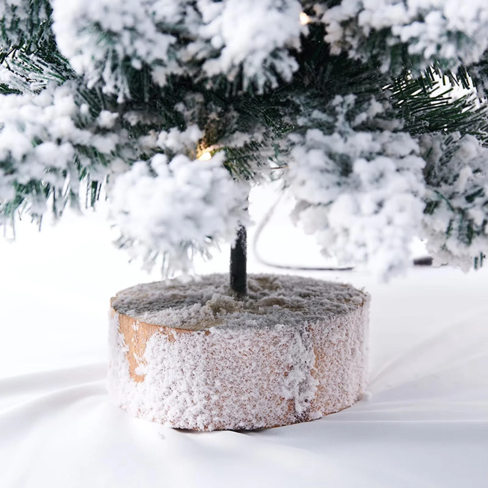 Avelena | FrostGlow – Der magische kleine Weihnachtsbaum für dich - Image 4
