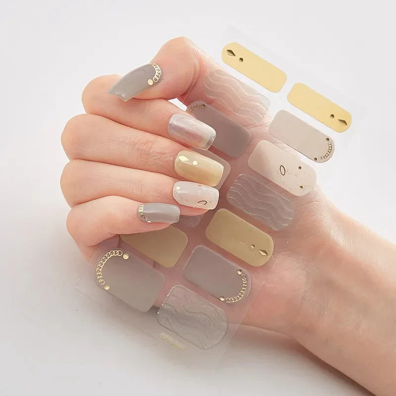 Avelena | GlitzNail – Festliche Weihnachtsnägel Schnell, Komplett Ohne Salon - Image 44