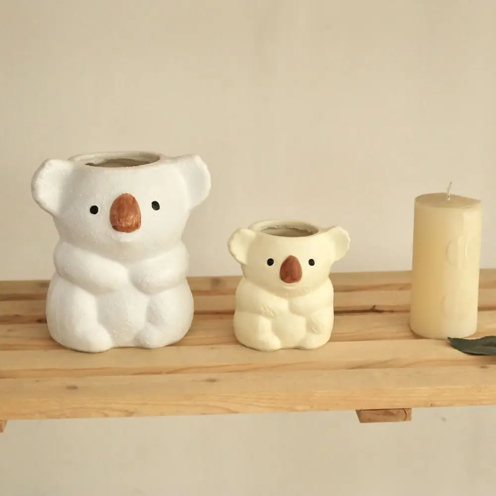 Avelena | Koalina Koala Blumentopf | Süßer Deko Pflanztopf aus Harz | Mini Vase für Sukkulenten & Bonsai | Handgefertigte Garten- & Wohnraumdeko - Image 4