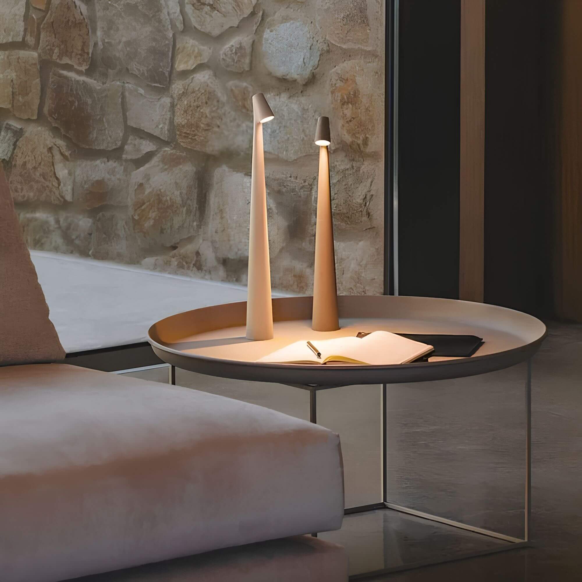 Avelena | Nordische Eleganz Stehlampe - Stilvolle und dimmbare Beleuchtung für moderne Innenräume - Image 2