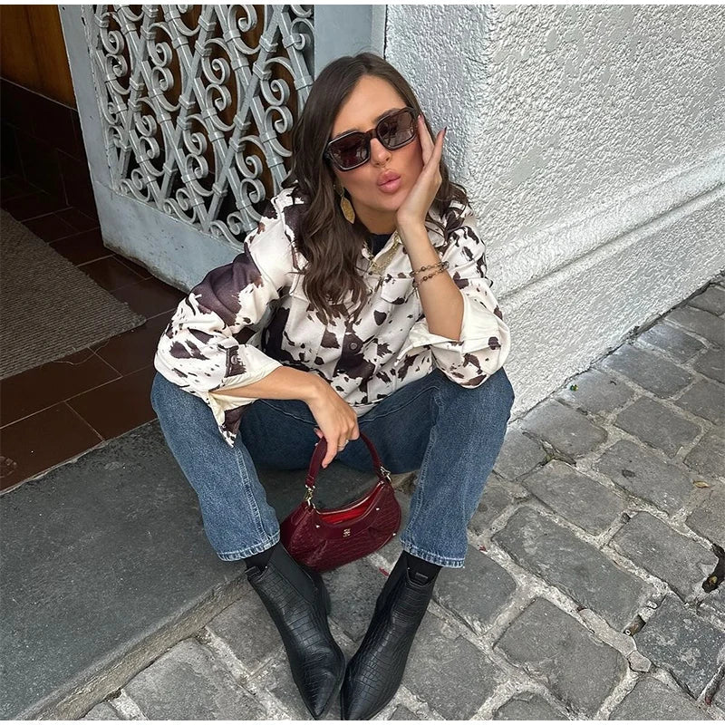 Aylin | Kurzjacke Mit Kuhmuster - Image 7