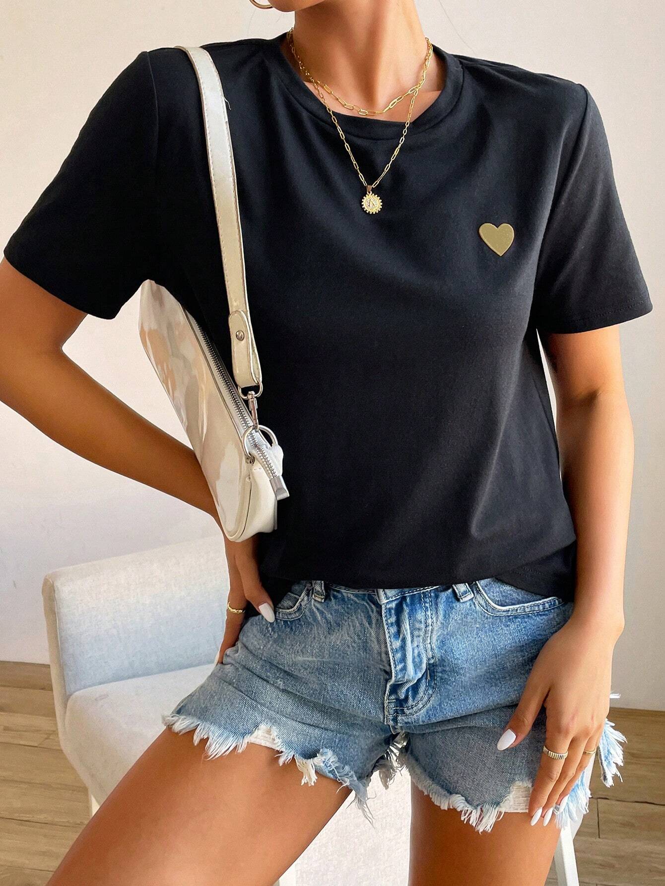Basic Damen T-Shirt mit Herz-Detail – Minimalistisch, Casual & Kombinationsstark - Image 3