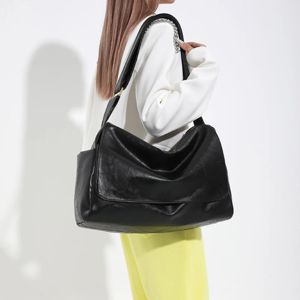 BEATRIX - Image 9