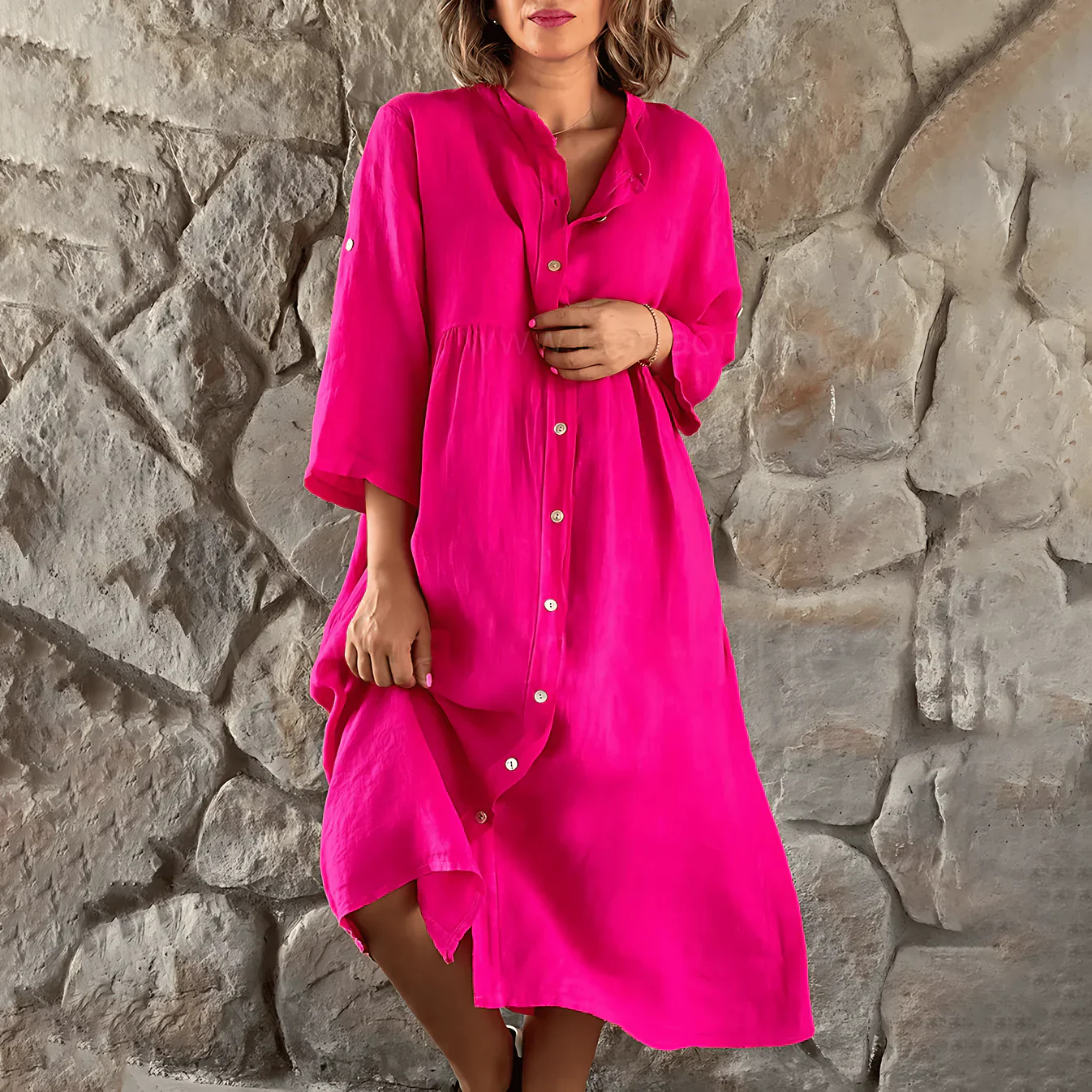 Belsie – Entspanntes Midikleid aus Leinen mit Knopfleiste