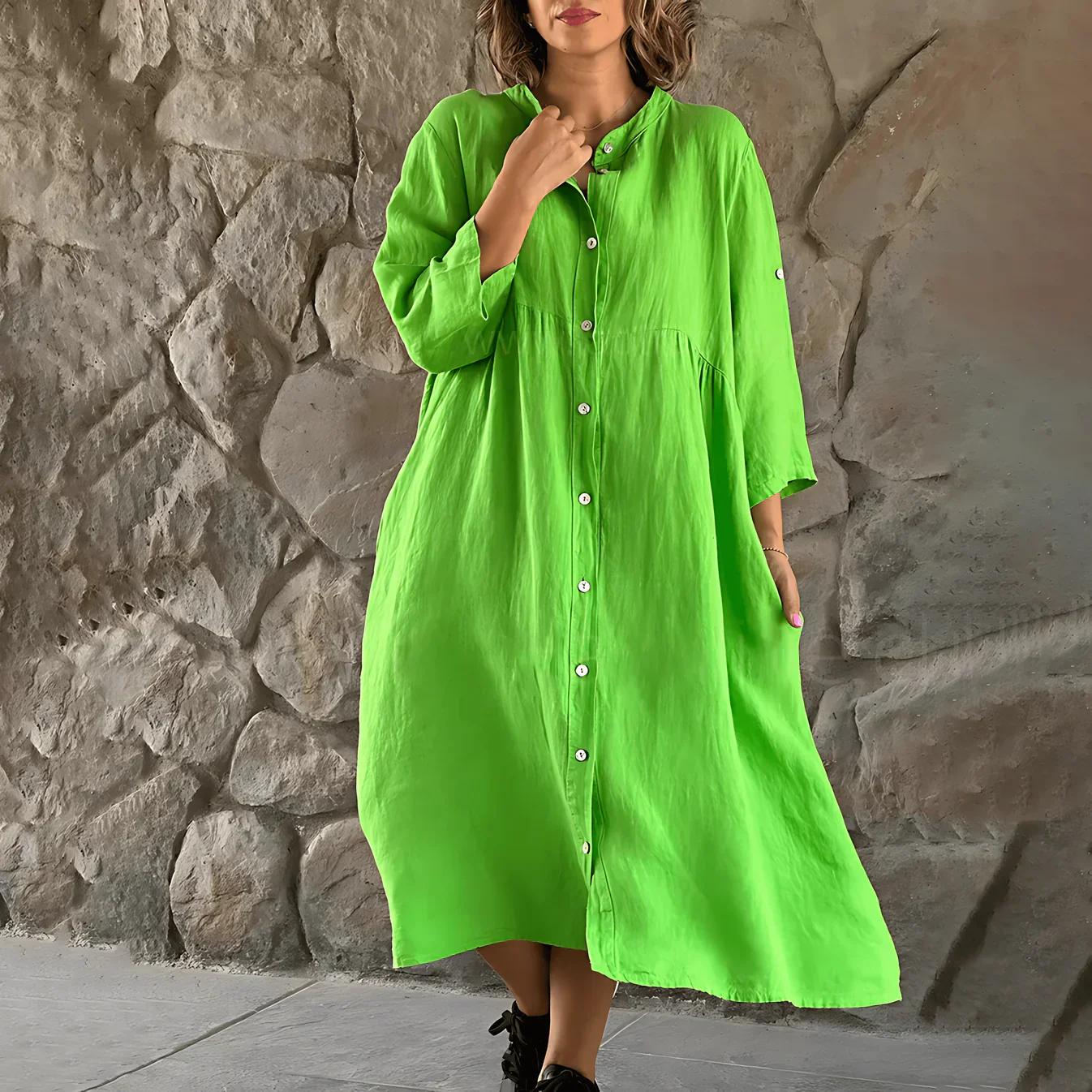 Belsie – Entspanntes Midikleid aus Leinen mit Knopfleiste - Image 5