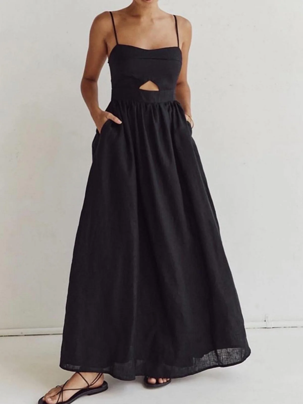 Benedikta | Ärmelloses Maxi-Kleid aus Leinen mit Cut-Out-Detail und Spaghettiträgern - Image 6