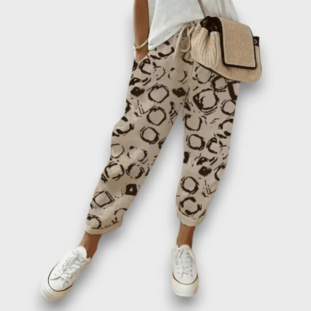 Benia – Luftige Freizeithose mit femininer Silhouette - Image 7