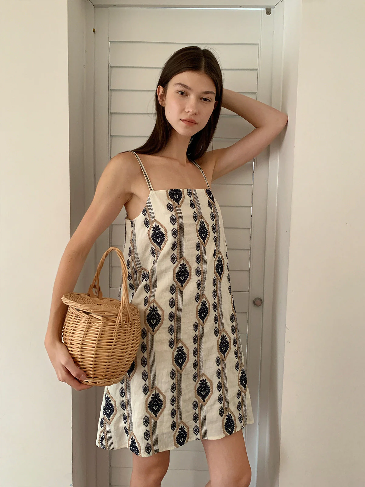 Bernadette-Damen Sommerkleid mit raffiniertem Ethnomuster und Trägern - Image 2