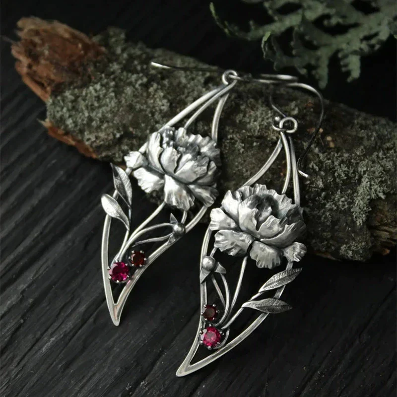 Boho Blumenohrringe mit rotem Zirkonia in Sterling Silber - Image 3