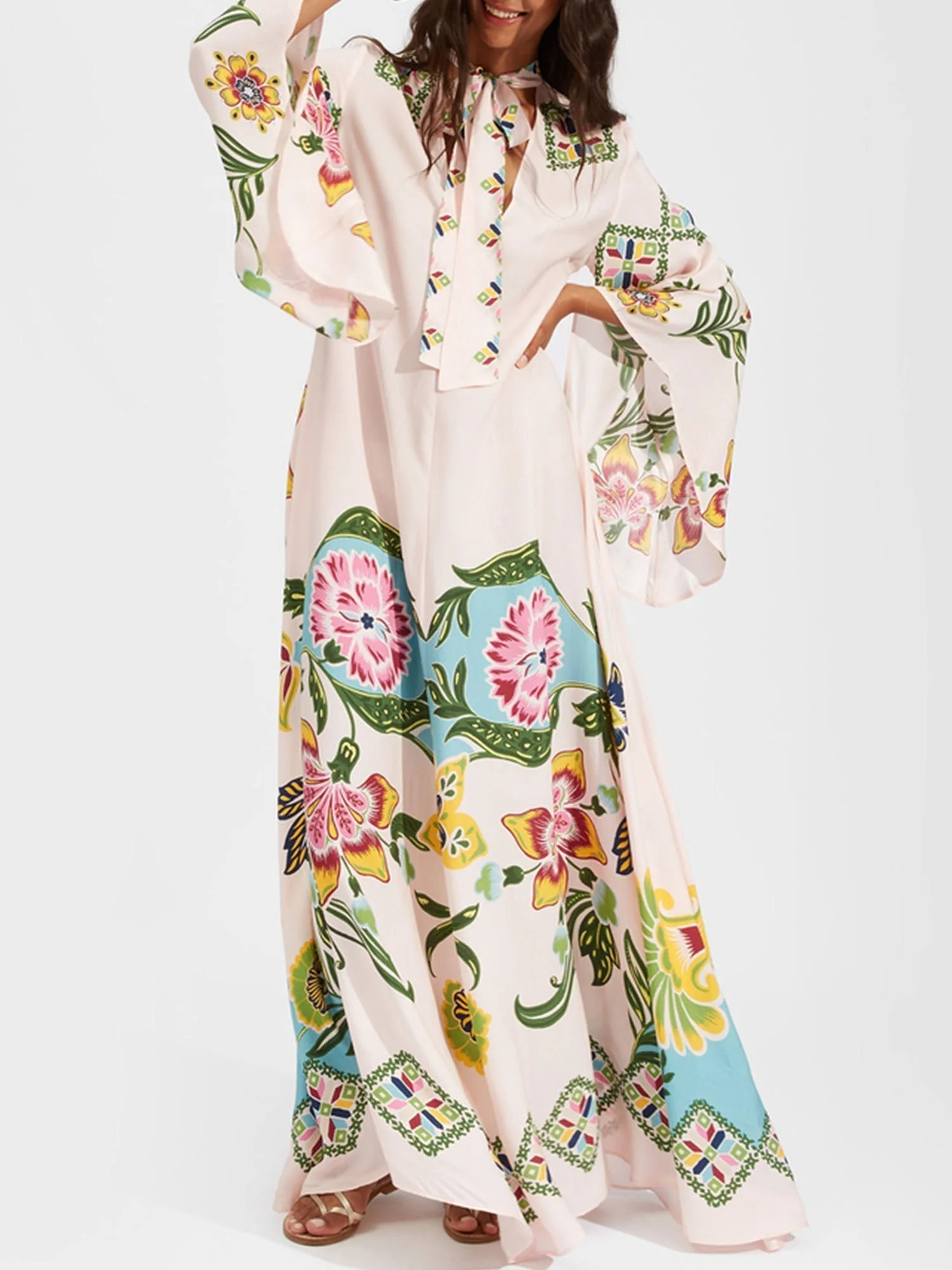 Boho-Maxikleid mit Blumenmuster und langen Ärmeln - Image 4