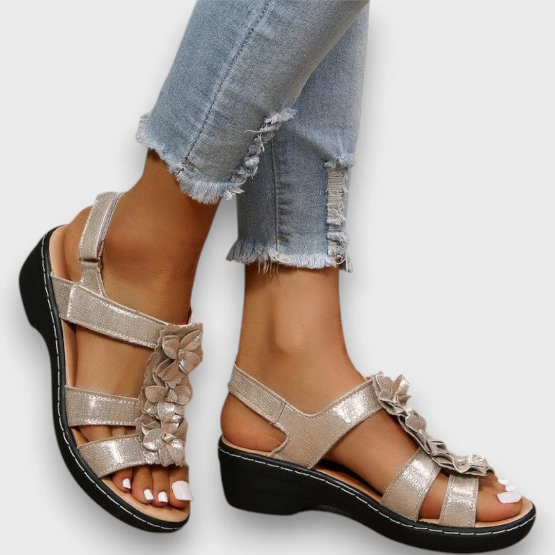 Brisella – Orthopädische Sandalen mit Keilabsatz - Image 2