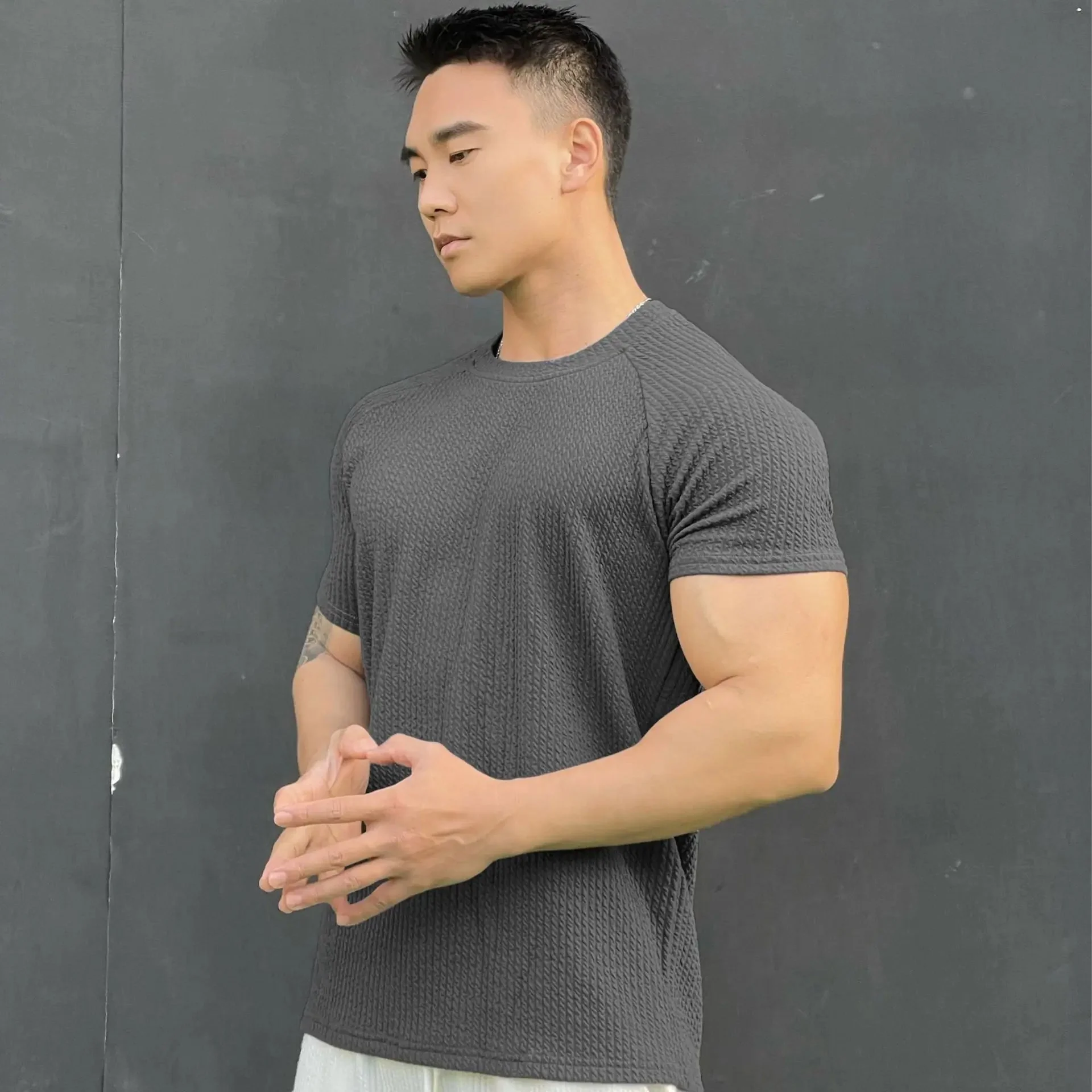 Caelis - Soft-Touch-T-Shirt in Übergröße - Image 10