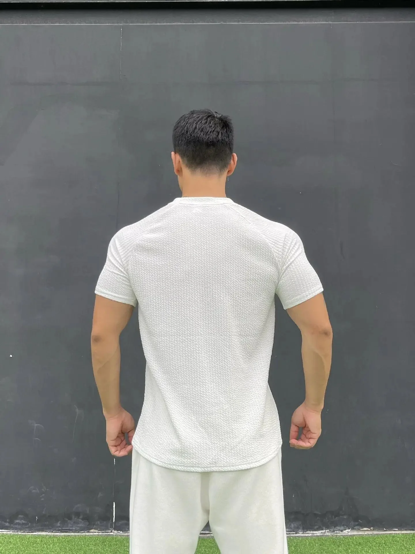 Caelis - Soft-Touch-T-Shirt in Übergröße - Image 5