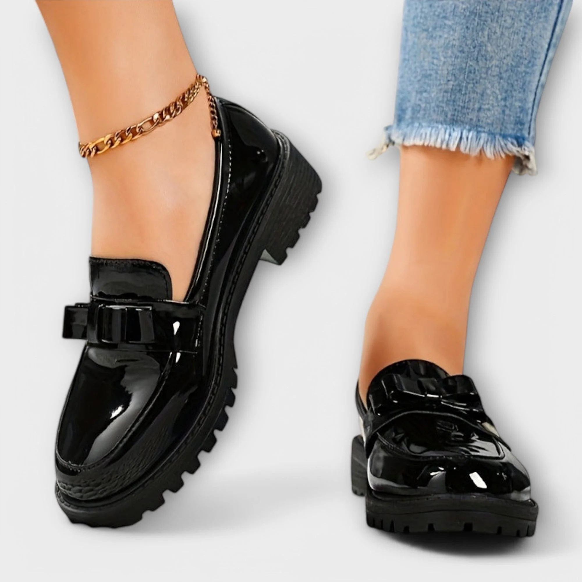 Camille – Lack-Loafer mit Schleifendetail und Profilsohle - Image 3